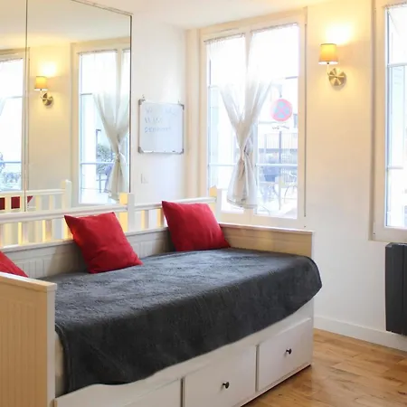 Bright Apartment - Near Garden Parijs Buitenkant foto